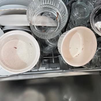 Lavavajillas Samsung DW60DG540FSR, problemas de limpieza