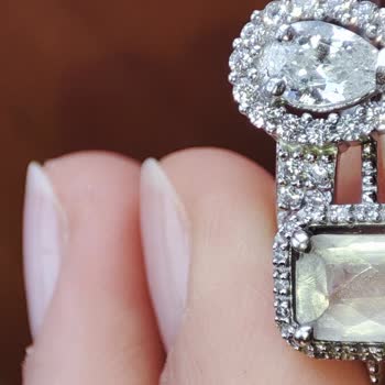 Blue Diamond'dan Aldığım Baget Taşının Renk Sorunu Ve Hizmet Eksikliği