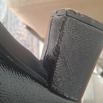 Dayanıksız Çizme Malzemesi Mağduriyeti