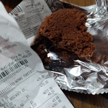 BİM'den Aldığım Kekin İçinden Yabancı Cisim Çıktı!