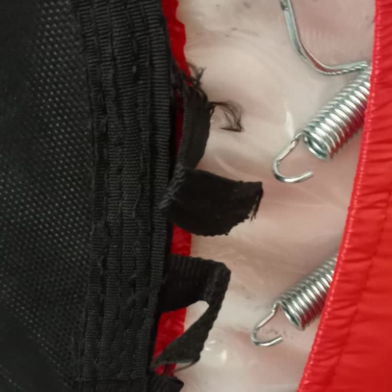 Trambolin Bağcıkları 1 Ayda Koptu, Garanti Dışı Kaldı