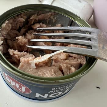 Üründen Çıkan Kılçık Hayati Tehlike Yarattı