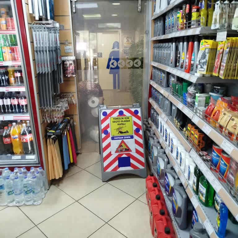 Opet Fener Yolu Şubesinde Müşteri Memnuniyeti Ve Temizlik Eksikliği