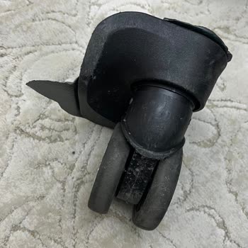 Polo&Sky Valiz Çöp Oldu Ama Yardımcı Olan Yok