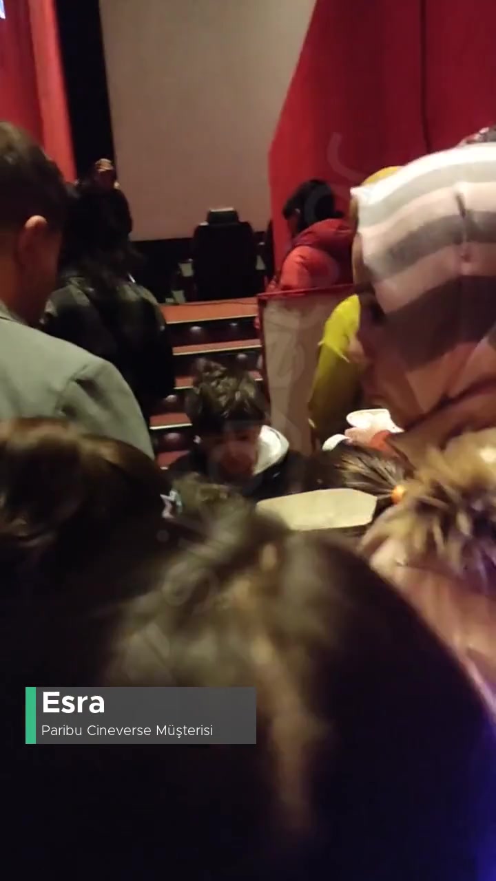 Paribu Cineverse Vaktinde Temizlenmeyen Sinema Salonu! videonun kapak resmi