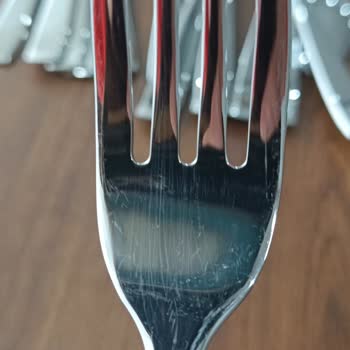 Schafer Çeyiz Paketinde Kalitesiz Kaşık Çatal Takımı!