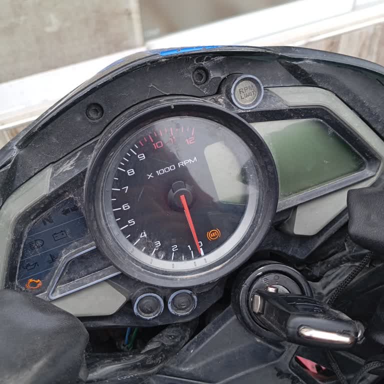 Araç Ekranı Ve Motor Sorunları: Çözüm Arayışı