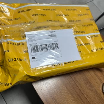 Boyayan Ayakkabılar Ve Umursamaz Müşteri Hizmetleri