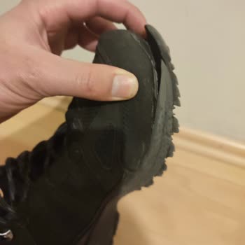 Slazenger Botun Hızla Deformasyonu Ve Müşteri Hizmetleri Sorunu