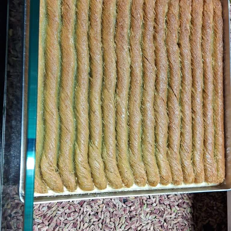 Tophane Mağazasında Taze Ürün Krizi Ve Çirkin Tavır