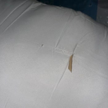 Mono Yastıkta Gizli Tehlike: Sağlığımı Tehlikeye Atan Tahta Parçası