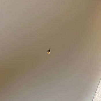 IKEA'dan Aldığım Çalışma Masasının Kalitesizliği Ve Hasarları