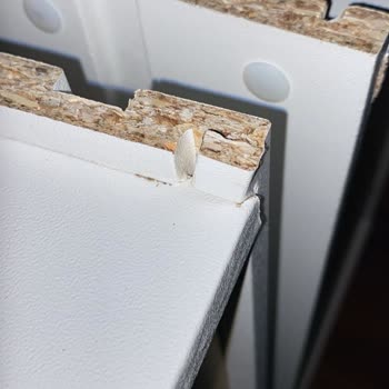 IKEA'dan Aldığım Çalışma Masasının Kalitesizliği Ve Hasarları