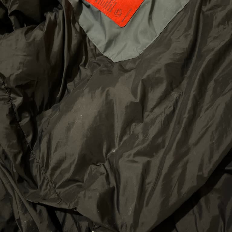 Mavi Yağmurluğun Kalite Sorunu