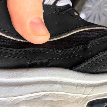 Skechers Ayakkabıda Erken Yıpranma Ve Garanti Sorunu