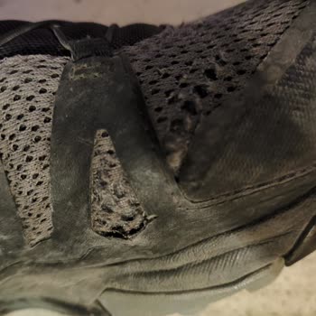 Salomon X Ultra 04 Shoes Wore Out Quickly Despite Minimal Use