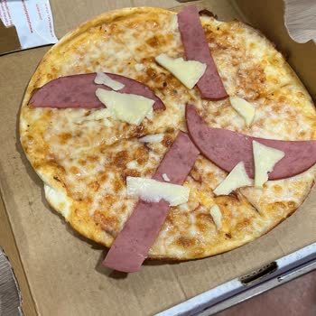 Görsel Ve Gerçek Arasında Kalan Pizza Hayal Kırıklığı
