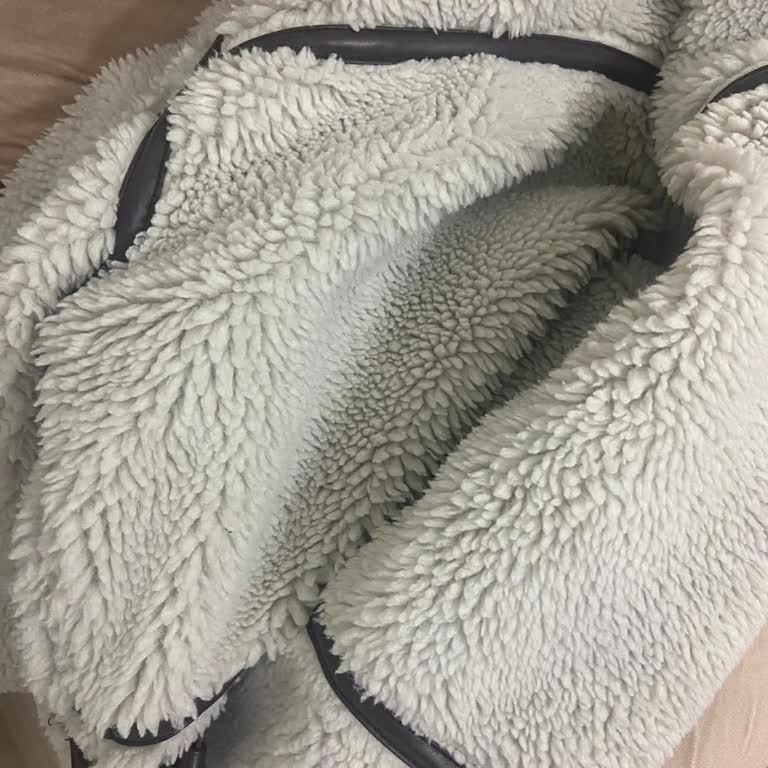 Kuru Temizleme Sonrası Montta Renk Atması