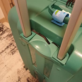 Güzergah Dışı Yolculuk Ve Kırılan Valiz Mağduriyeti