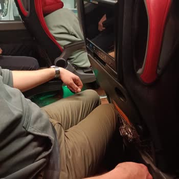 Süha Turizm İle Dar Koltuk Mesafesi Ve Rötar Sorunu