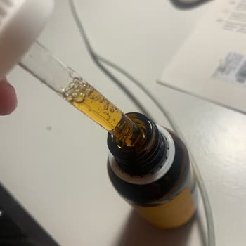 Bozuk C Vitamini Serumu: Renk Ve Koku Sorunu