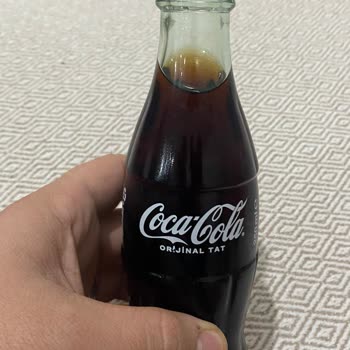 Küflü Kola Şoku: Yemeksepeti'nde Sağlık Tehlikesi