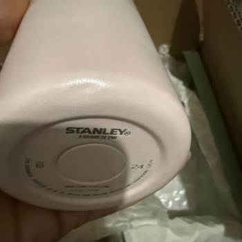 Stanley Termos Hayal Kırıklığı: Ezilmiş Ve Parfüm Kokulu