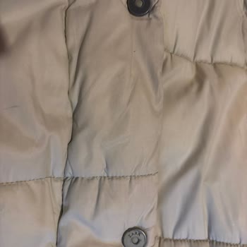 RetroBird Kadıköy Kalitesiz Ve Kullanılmış Ürünleriyle Pişman Etti