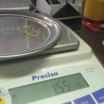 Altınbaş'ta Şok Edici Hizmet: Eksilen Altın Ve Saygısız Müdür