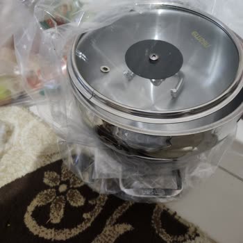 Kırık Kulplu Çelik Tencere Hayal Kırıklığı