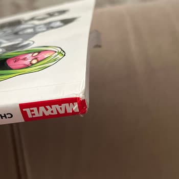 Ezilmiş Ve Yırtılmış Kitaplar