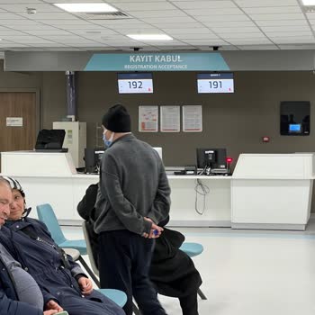 Kardiyoloji Bölümünde İlgisizlik Ve Kaba Davranış