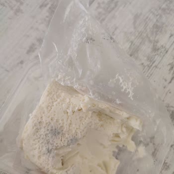 Aldığım Kaymak Küfle Kaplandı!