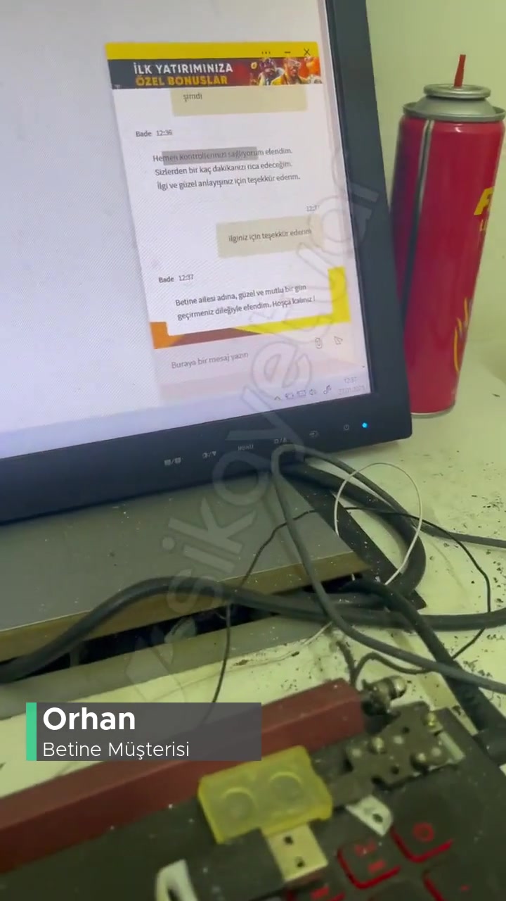 Betine Türlü Türlü Bahaneler İle Ödeme Yapmıyor Ve Hesabı Kilitliyor! videonun kapak resmi