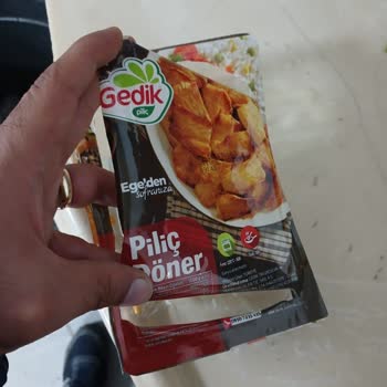 Gedik Piliç Hazır Dönerde Çiğ Tavuk Parçası Tehlikesi