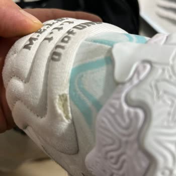 Puma Ayakkabıda Beklenmedik Yırtılma Sorunu
