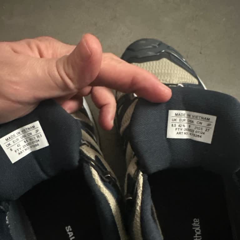 Yanlış Numara Ayakkabı Ve İlgisiz Müşteri Hizmetleri