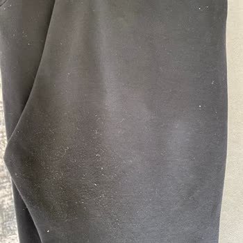 1 Ayda Deforme Olan Eşofman İçin Çözüm Bekliyorum