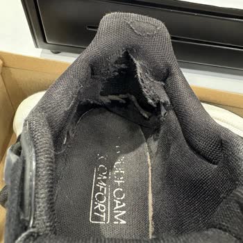 Garanti Kapsamında Olmayan Adidas Ayakkabı Sorunu