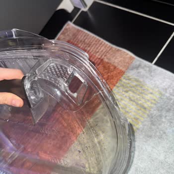 Hoover Kurutma Makinesi Su Haznesi Kapağı Sorunu