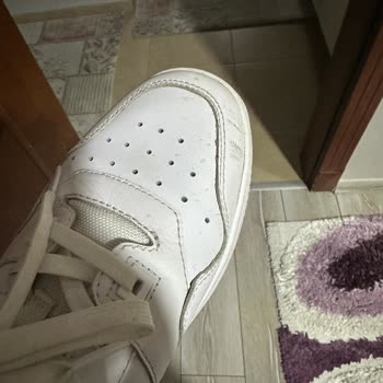 Kışlık Ayakkabıda Çatlak Sorunu Ve Yetersiz İnceleme