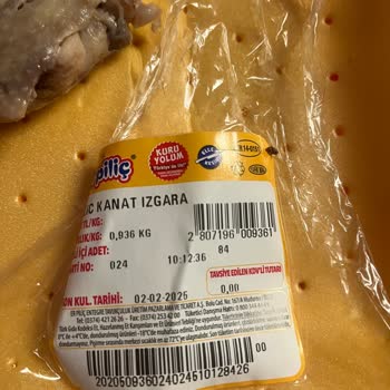 Erpiliç'ten Tüylü Tavuk Kanat Şoku