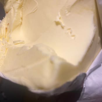 Tereyağında Margarine Benzeyen Koku Şikayeti