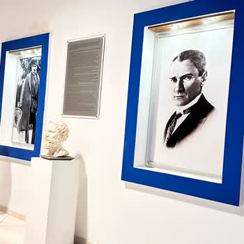 Kürk Mantolu Madonna Oyununun Hayal Kırıklığı