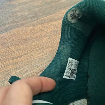 Orijinal Adidas Ayakkabının Kalitesizliği Ve Mağaza İlgisizliği