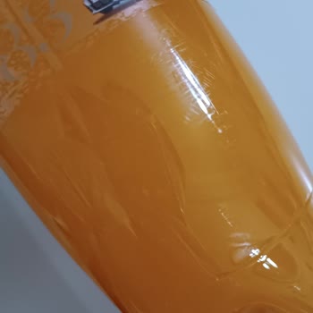 Schweppes Gazozunda Şaşırtıcı Parçacıklar