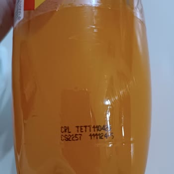 Schweppes Gazozunda Şaşırtıcı Parçacıklar