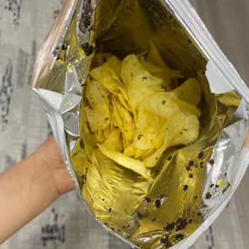 Cips Paketinde Karınca Ölüleri Şoku