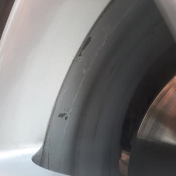 BMW Servisinde Tekrarlanan Jant Hasarı Sorunu