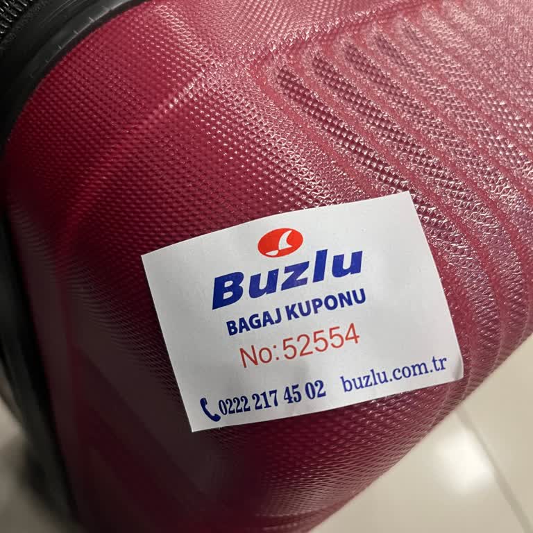 Geç Gelen Otobüs Ve Umursamaz Tavırlar